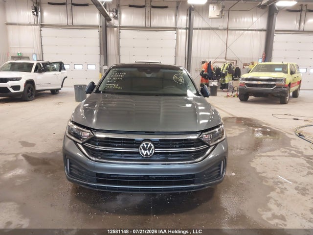 3VWGM7BUXRM011994 Volkswagen Jetta Highline