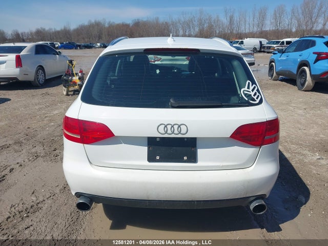 12581201 :رقم المزاد ، WAUSFCFL3BA148745 vin ، 2011 Audi A4 مزاد بيع