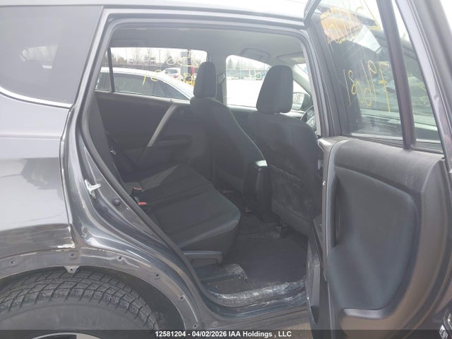 12581204 :رقم المزاد ، 2T3BFREV3JW796031 vin ، 2018 Toyota Rav4 مزاد بيع