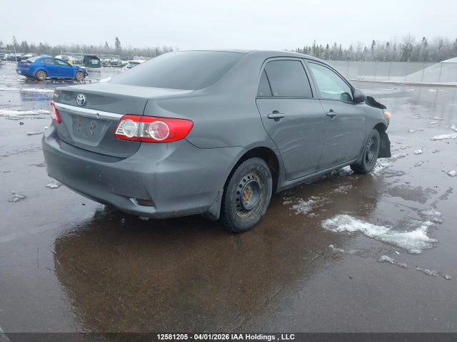 12581205 :رقم المزاد ، 2T1BU4EE0DC001394 vin ، 2013 Toyota Corolla S/le مزاد بيع
