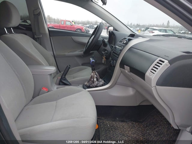 12581205 :رقم المزاد ، 2T1BU4EE0DC001394 vin ، 2013 Toyota Corolla S/le مزاد بيع