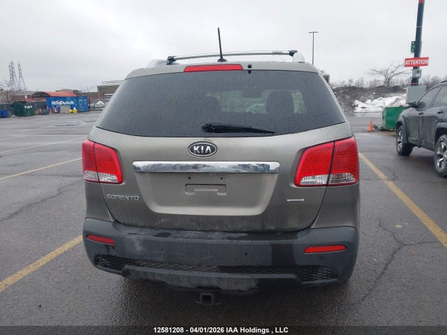 2011 Kia Sorento Lx მანქანა იყიდება აუქციონზე, vin: 5XYKTDA20BG183632, აუქციონის ნომერი: 12581208