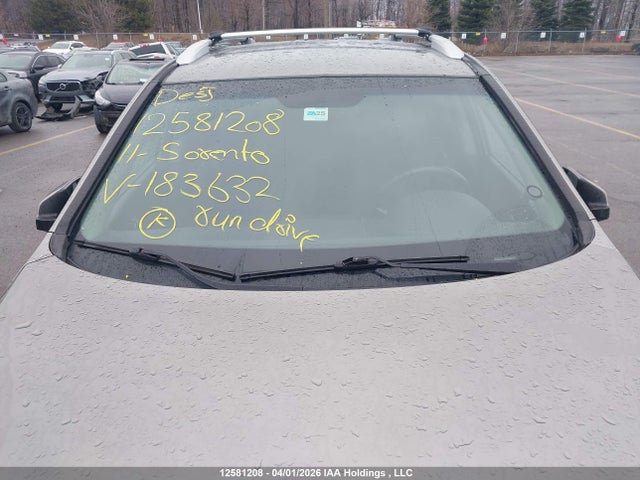 2011 Kia Sorento Lx მანქანა იყიდება აუქციონზე, vin: 5XYKTDA20BG183632, აუქციონის ნომერი: 12581208