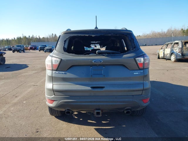 Продажа на аукционе авто 2018 Ford Escape Titanium, vin: 1FMCU9J95JUC21389, номер лота: 12581251