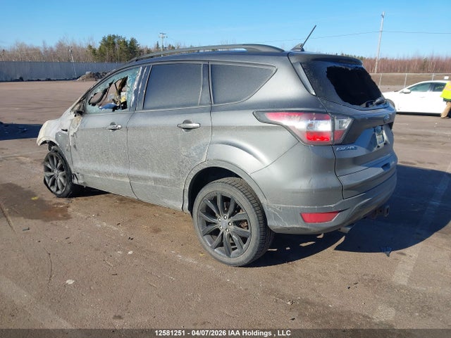 Продажа на аукционе авто 2018 Ford Escape Titanium, vin: 1FMCU9J95JUC21389, номер лота: 12581251
