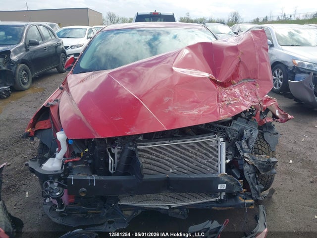 KMHLM4AG9NU271381 Hyundai ELANTRA SEL