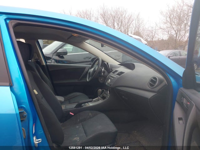 12581291 :رقم المزاد ، JM1BL1UF1B1465131 vin ، 2011 Mazda 3 I مزاد بيع