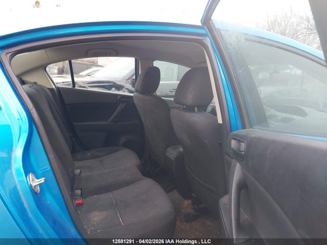 12581291 :رقم المزاد ، JM1BL1UF1B1465131 vin ، 2011 Mazda 3 I مزاد بيع