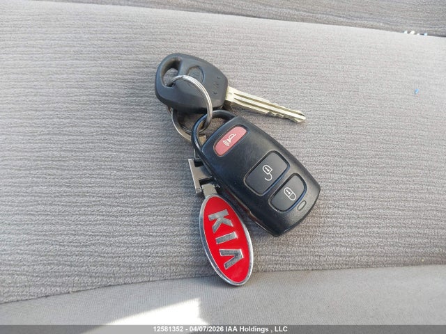 Продажа на аукционе авто 2011 Kia Sedona Lx/lx Convenience, vin: KNDMG4C73B6383283, номер лота: 12581352