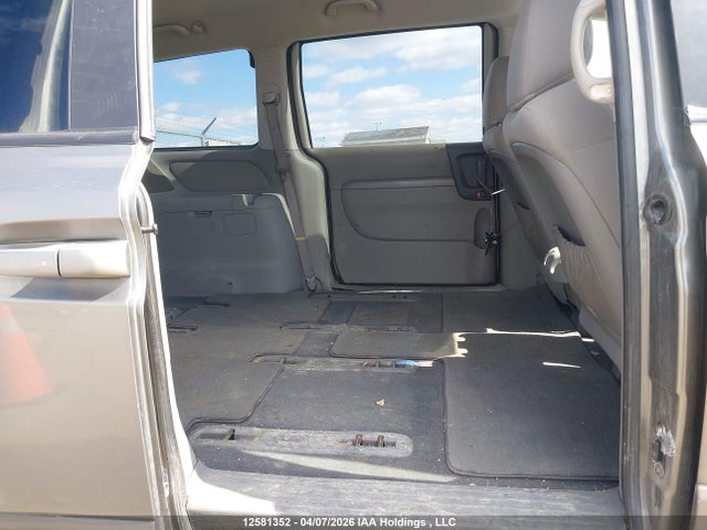 Продажа на аукционе авто 2011 Kia Sedona Lx/lx Convenience, vin: KNDMG4C73B6383283, номер лота: 12581352