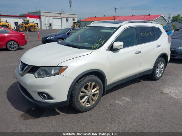 Auction sale of the 2015 Nissan Rogue, vin: 5N1AT2MV1FC890007, lot number: 12581356
