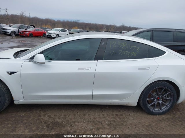 Tesla Model 3 Standard Range Plus 2020 5YJ3E1EA5LF715593 Image 13