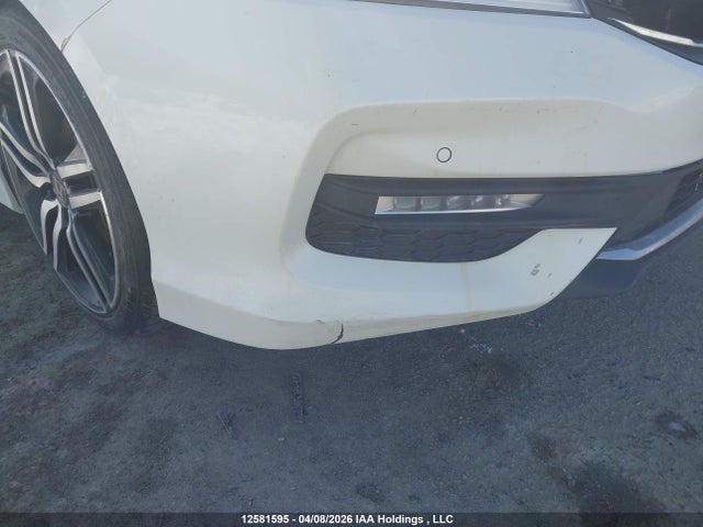 12581595 :رقم المزاد ، 1HGCR2F02HA811893 vin ، 2017 Honda Accord Touring مزاد بيع