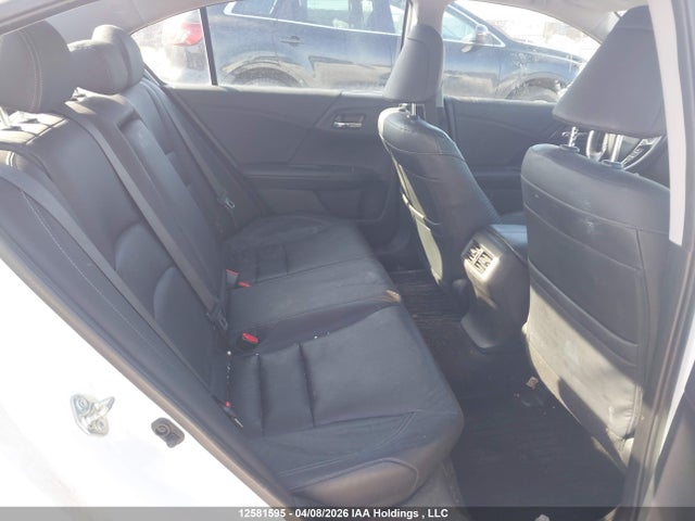 12581595 :رقم المزاد ، 1HGCR2F02HA811893 vin ، 2017 Honda Accord Touring مزاد بيع
