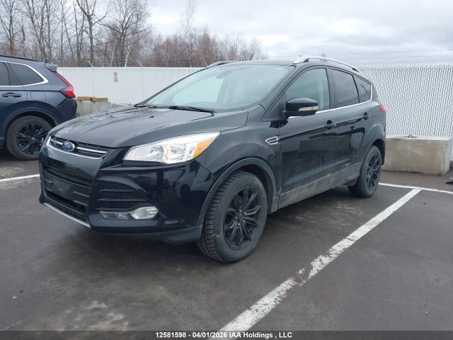 1FMCU9J94GUC02325 Ford Escape Titanium