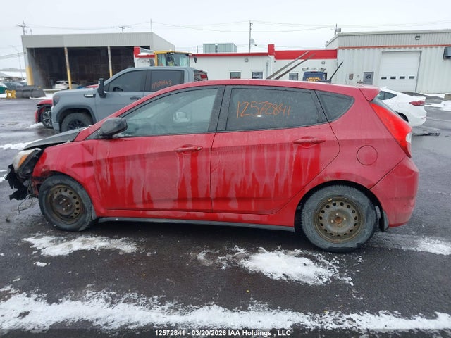 Продажа на аукционе авто 2016 Hyundai Accent Gl, vin: KMHCT5AE6GU274359, номер лота: 12572841
