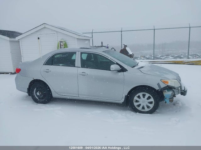 2013 Toyota Corolla Ce მანქანა იყიდება აუქციონზე, vin: 2T1BU4EE7DC929378, აუქციონის ნომერი: 12581609