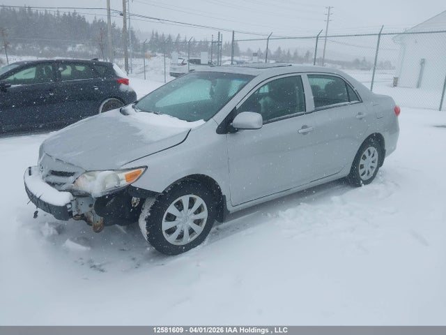 2013 Toyota Corolla Ce მანქანა იყიდება აუქციონზე, vin: 2T1BU4EE7DC929378, აუქციონის ნომერი: 12581609