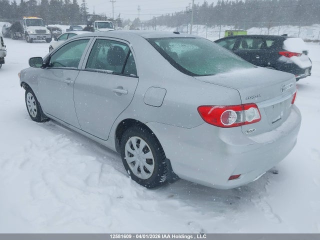 2013 Toyota Corolla Ce მანქანა იყიდება აუქციონზე, vin: 2T1BU4EE7DC929378, აუქციონის ნომერი: 12581609