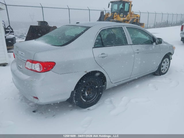 2013 Toyota Corolla Ce მანქანა იყიდება აუქციონზე, vin: 2T1BU4EE7DC929378, აუქციონის ნომერი: 12581609