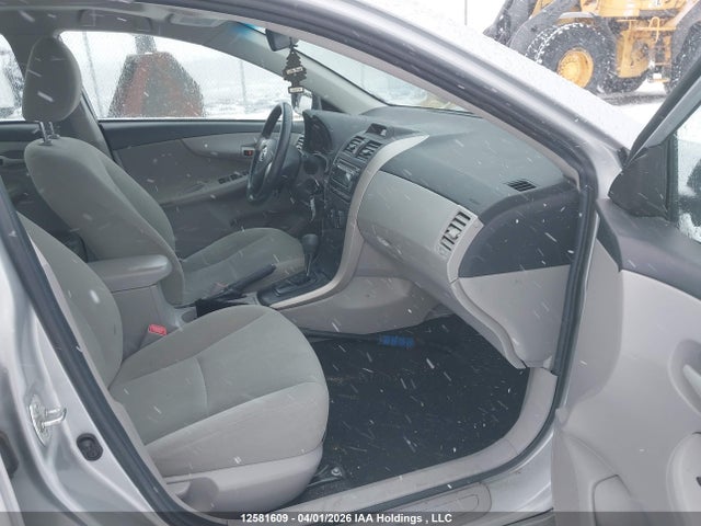 2013 Toyota Corolla Ce მანქანა იყიდება აუქციონზე, vin: 2T1BU4EE7DC929378, აუქციონის ნომერი: 12581609