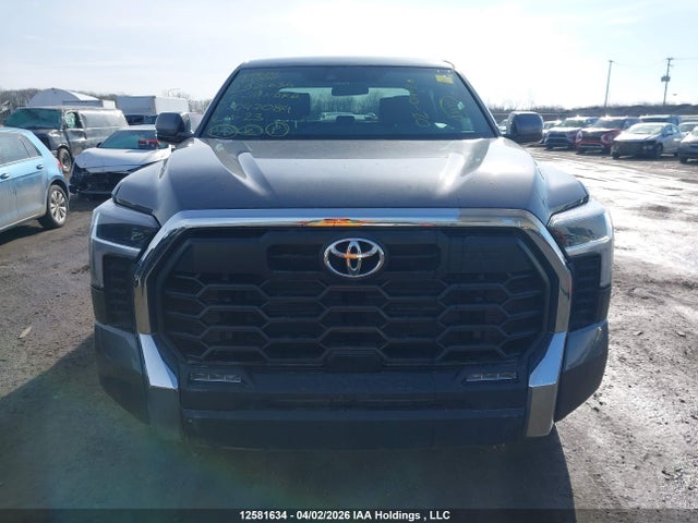 2025 Toyota Tundra Sr5 4x4 მანქანა იყიდება აუქციონზე, vin: 5TFLA5EC6SX047084, აუქციონის ნომერი: 12581634