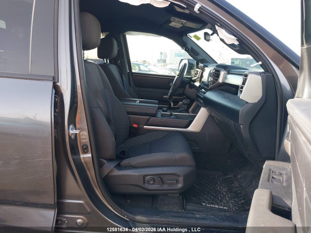 2025 Toyota Tundra Sr5 4x4 მანქანა იყიდება აუქციონზე, vin: 5TFLA5EC6SX047084, აუქციონის ნომერი: 12581634