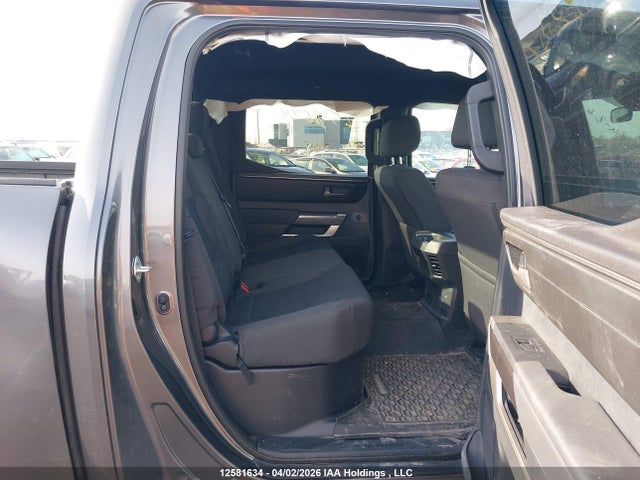 2025 Toyota Tundra Sr5 4x4 მანქანა იყიდება აუქციონზე, vin: 5TFLA5EC6SX047084, აუქციონის ნომერი: 12581634