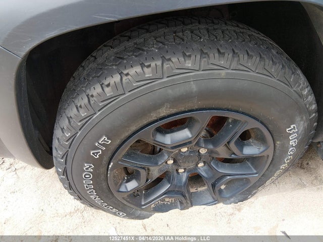 Продажа на аукционе авто 2020 Jeep Cherokee Trailhawk Elite, vin: 1C4PJMBXXLD576706, номер лота: 12527451