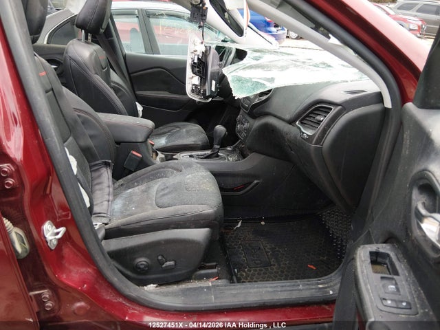 1C4PJMBXXLD576706 Jeep Cherokee Trailhawk Elite