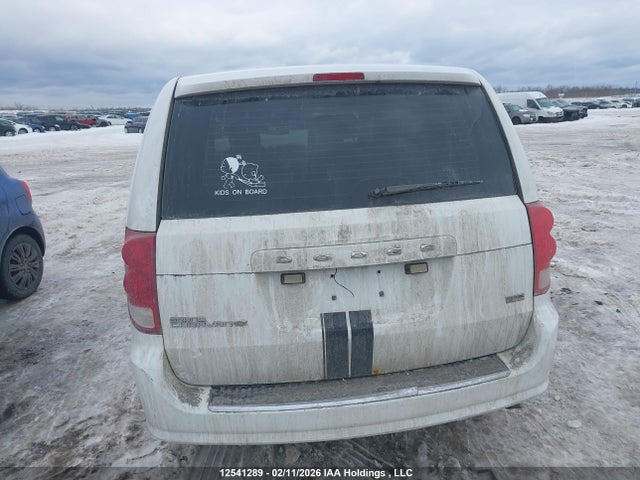 2C4RDGBG6GR204624 Dodge Grand Caravan Se/sxt