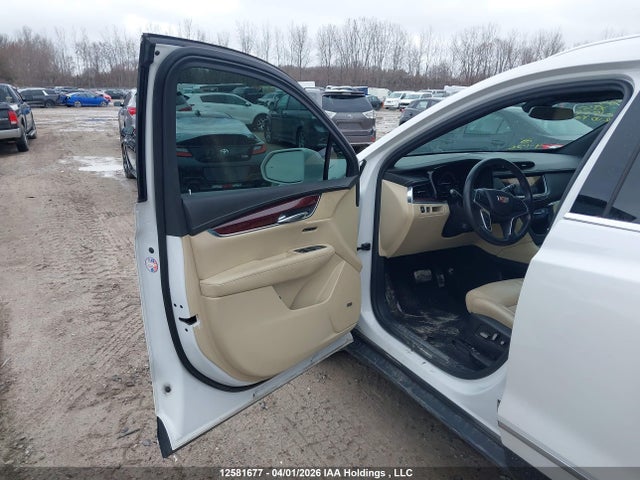 1GYKNERS1HZ155816 Cadillac Xt5 Premium Luxury