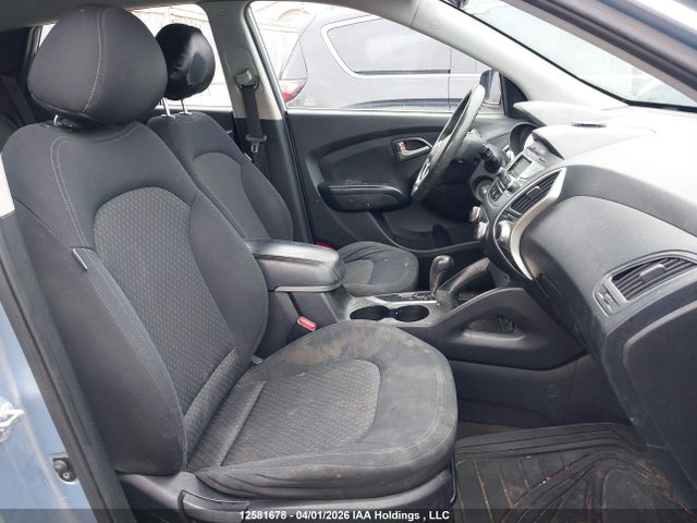 12581678 :رقم المزاد ، KM8JT3AC1AU109241 vin ، 2010 Hyundai Tucson Gls مزاد بيع