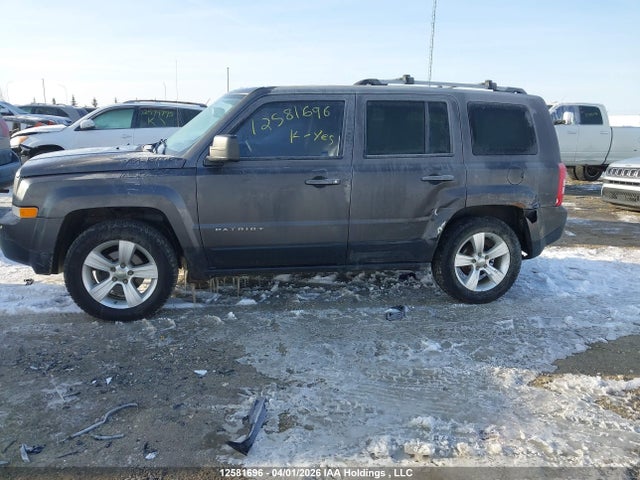 1C4NJRAB4GD500186 Jeep Patriot Sport/north