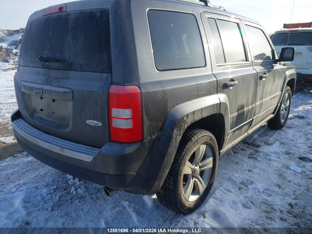 1C4NJRAB4GD500186 Jeep Patriot Sport/north