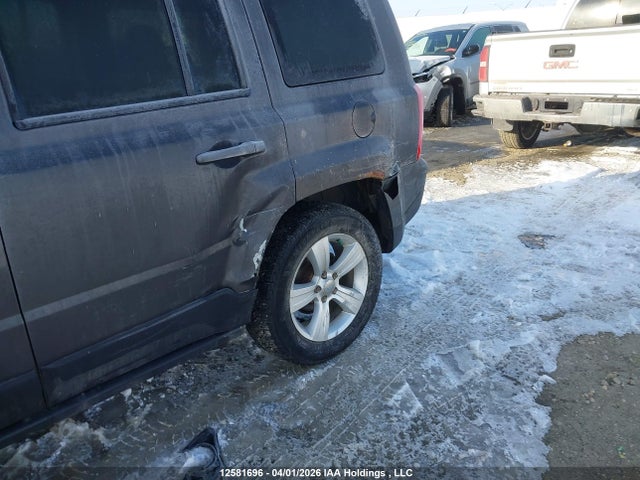 1C4NJRAB4GD500186 Jeep Patriot Sport/north