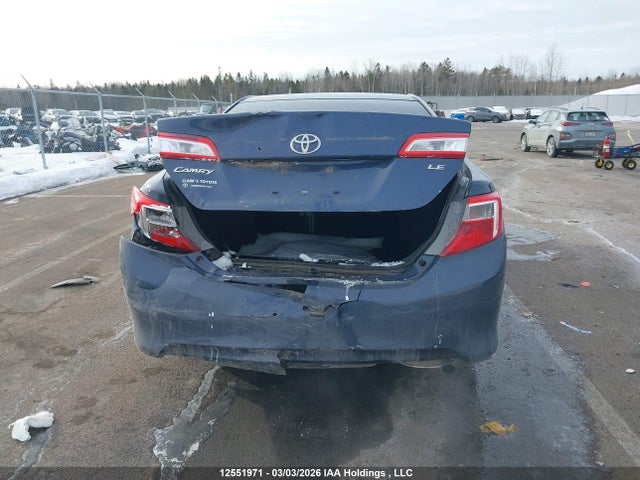 12551971 :رقم المزاد ، 4T1BF1FK8EU842876 vin ، 2014 Toyota Camry Le مزاد بيع