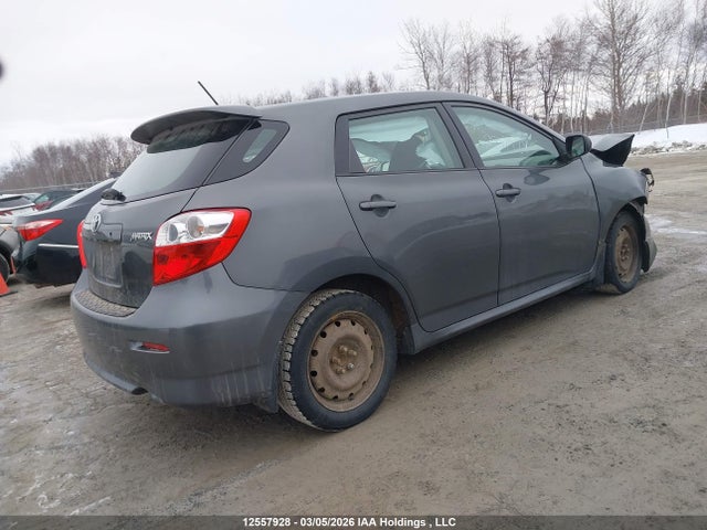 12557928 :رقم المزاد ، 2T1KU4EE5AC225644 vin ، 2010 Toyota Matrix Wagon مزاد بيع
