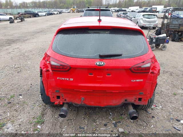 2016 Kia Forte 1.6l Sx/1.6l Sx Luxury მანქანა იყიდება აუქციონზე, vin: KNAFZ5A33G5452251, აუქციონის ნომერი: 12581697