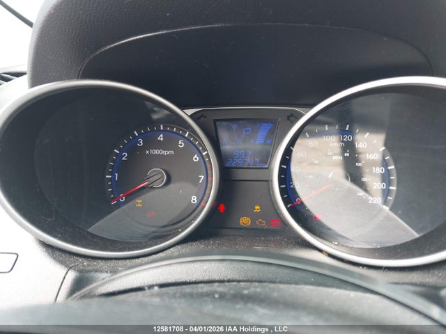 KM8JTCAF5FU009807 Hyundai Tucson Gl