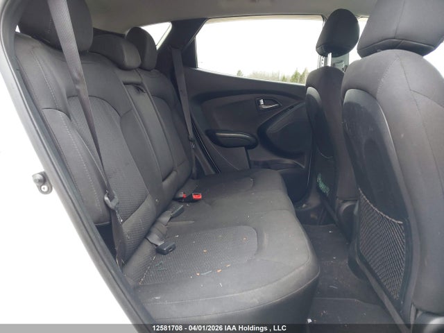 KM8JTCAF5FU009807 Hyundai Tucson Gl