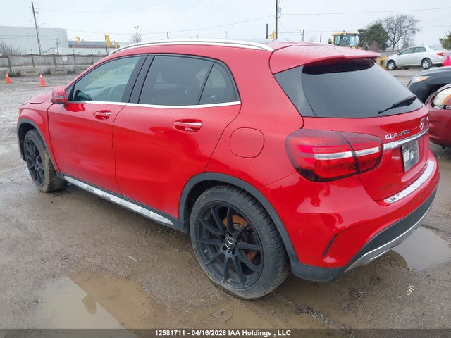 WDCTG4GB1JJ464850 Mercedes-Benz Gla 250 4matic