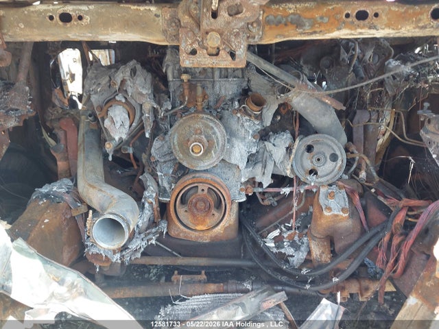 12581733 :رقم المزاد ، 1FDAF57F8YEE22991 vin ، 2000 Ford Super Duty F-550 مزاد بيع