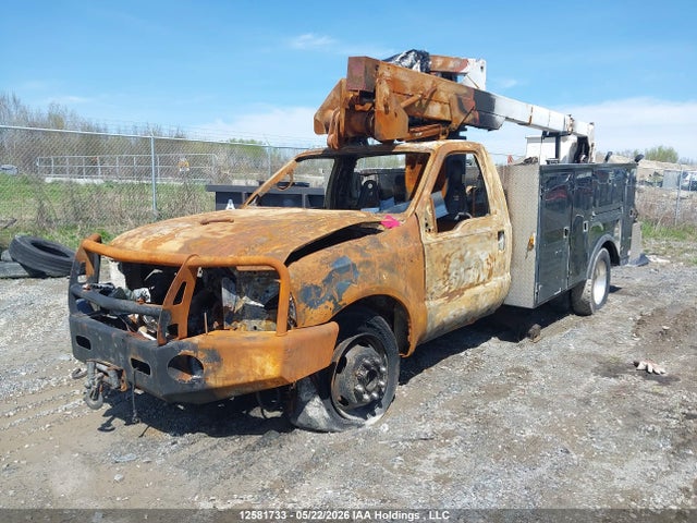 12581733 :رقم المزاد ، 1FDAF57F8YEE22991 vin ، 2000 Ford Super Duty F-550 مزاد بيع