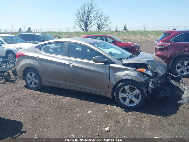 2013 Hyundai Elantra Gls/limited მანქანა იყიდება აუქციონზე, vin: 5NPDH4AE0DH278112, აუქციონის ნომერი: 12581746