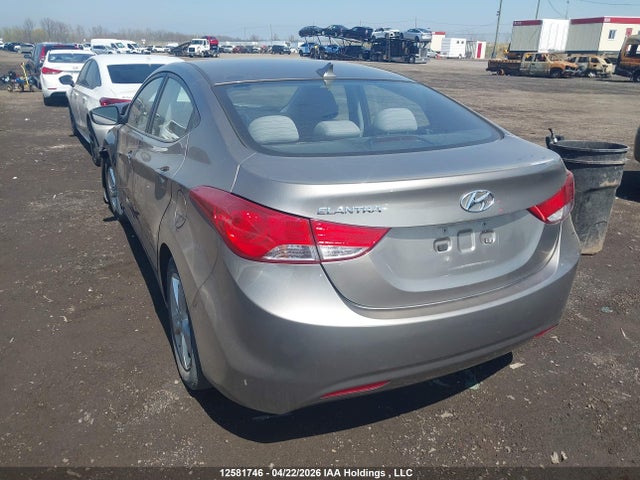 2013 Hyundai Elantra Gls/limited მანქანა იყიდება აუქციონზე, vin: 5NPDH4AE0DH278112, აუქციონის ნომერი: 12581746