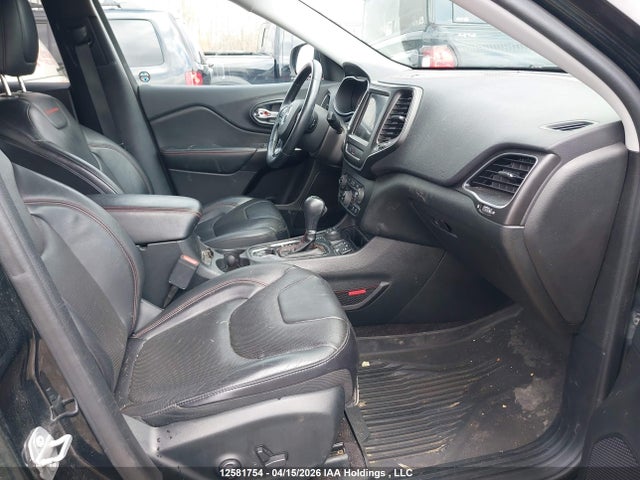 1C4PJMBNXKD233164 Jeep Cherokee Trailhawk