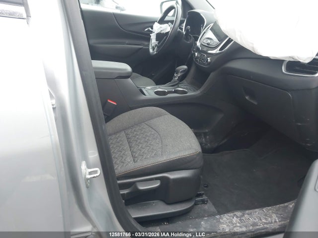 3GNAXUEV4NL256252 Chevrolet EQUINOX LT
