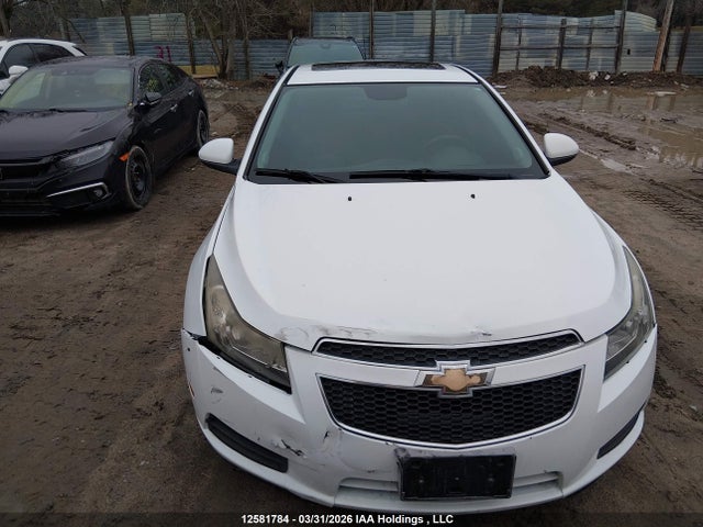 1G1PE5SB9E7321845 Chevrolet Cruze 2lt
