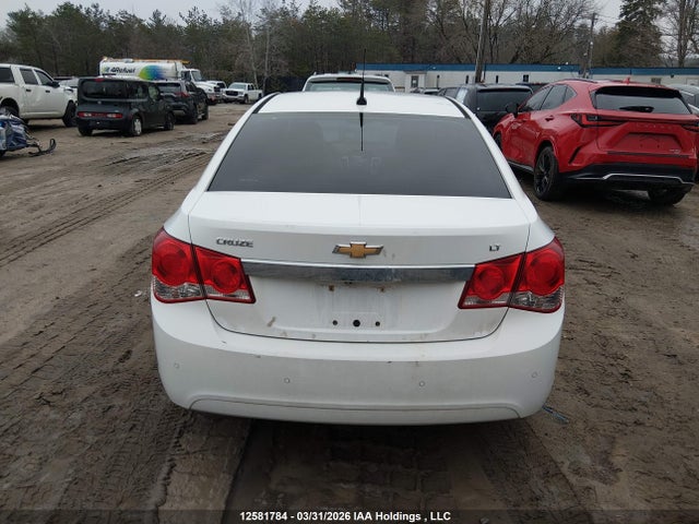 1G1PE5SB9E7321845 Chevrolet Cruze 2lt
